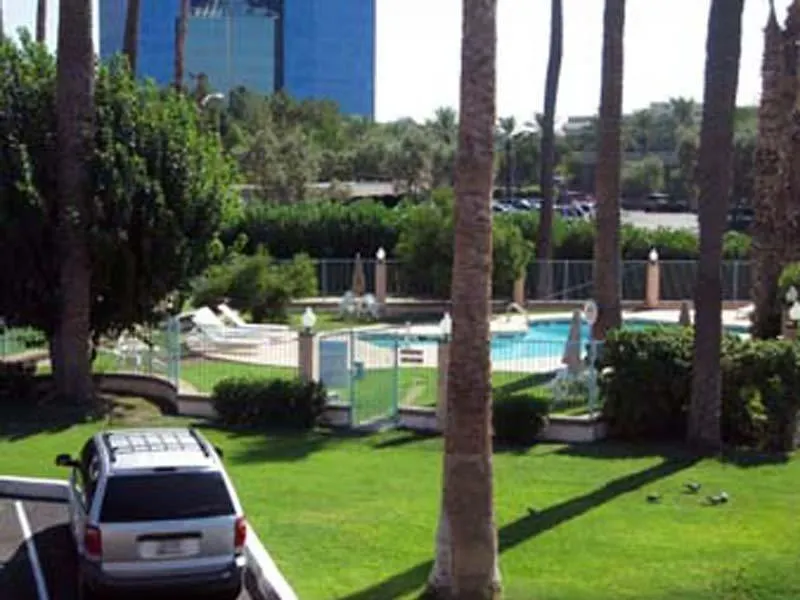 Hotel Howard Johnson By Wyndham Phoenix Airport/Downtown Area