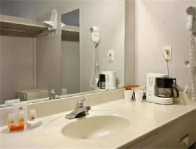 Howard Johnson By Wyndham Phoenix Airport/Downtown Area Hotel